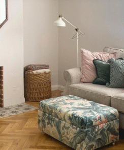 Brown Branch Oak 18mm Herringbone Wood Floor | 0.78 Sq. M Pack Coverage