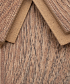 Chestnut Brown Oak 8mm Laminate Floor | 1.83m² Pack Coverage